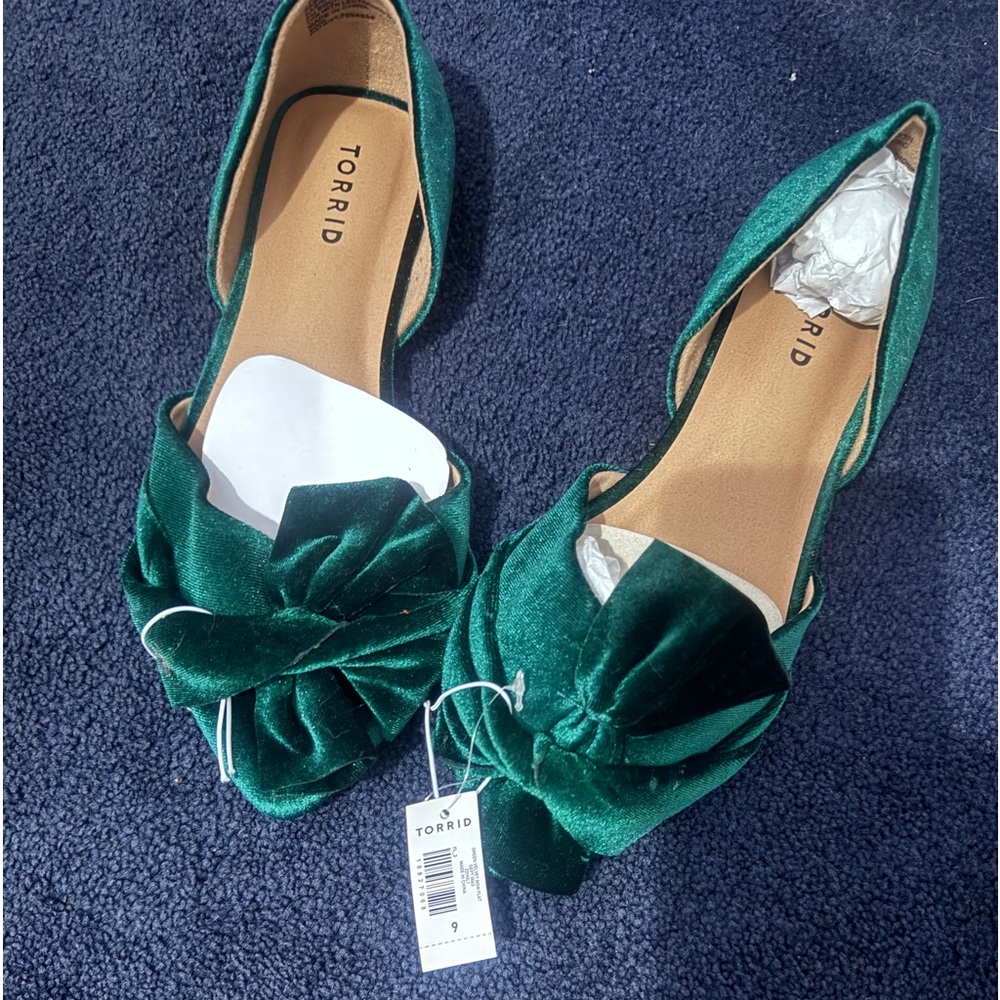Torrid green velvet flats